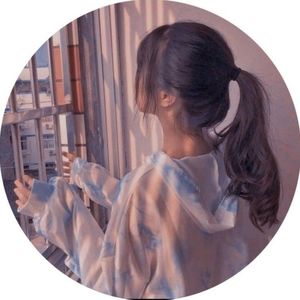 Meet your Posher, Alisha